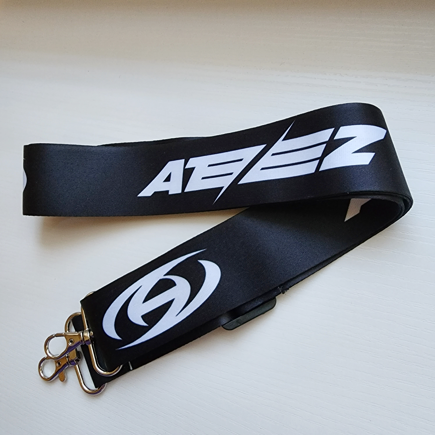 ATEEZ "The World Ep.1" Inspired Bag Strap (Black/White Ver.)